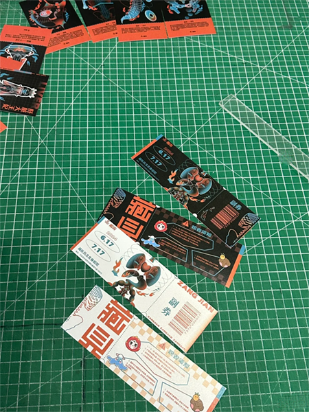 燈箱布與寫真布、噴繪布怎么區(qū)分？